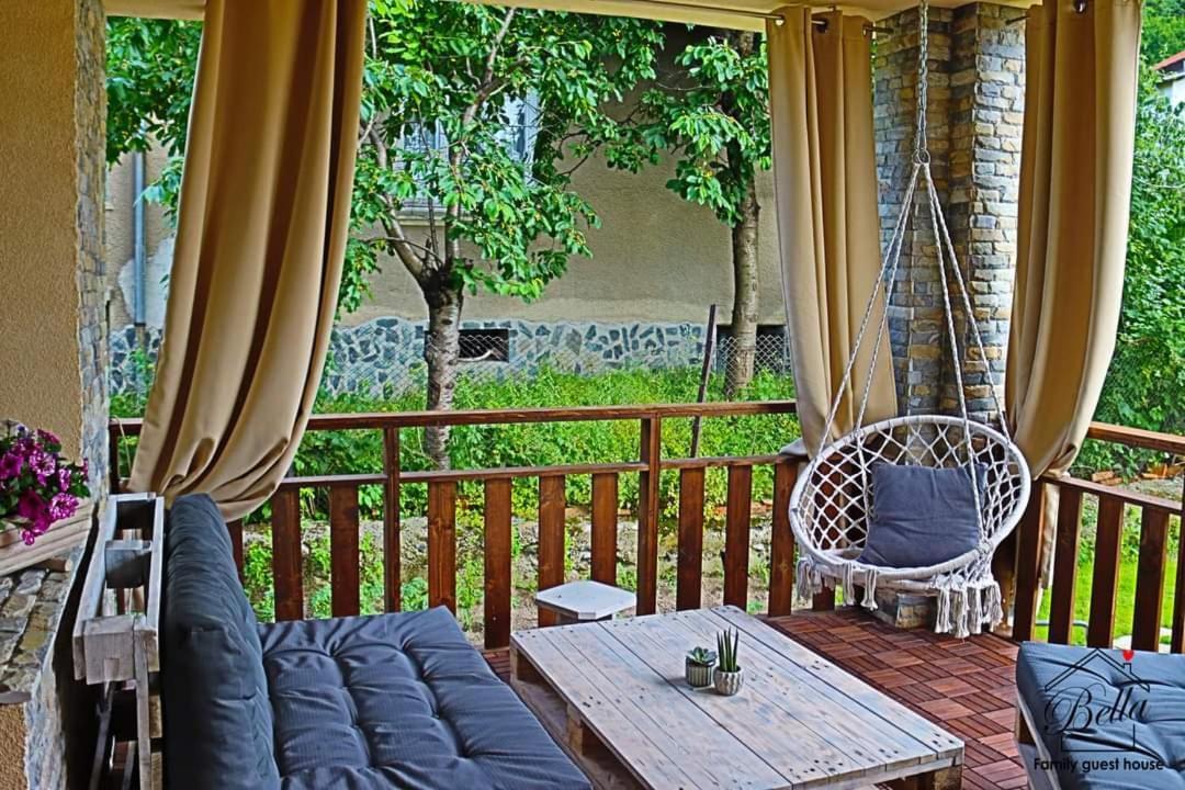 Bella Family Guest House 萨帕雷瓦巴尼亚 外观 照片